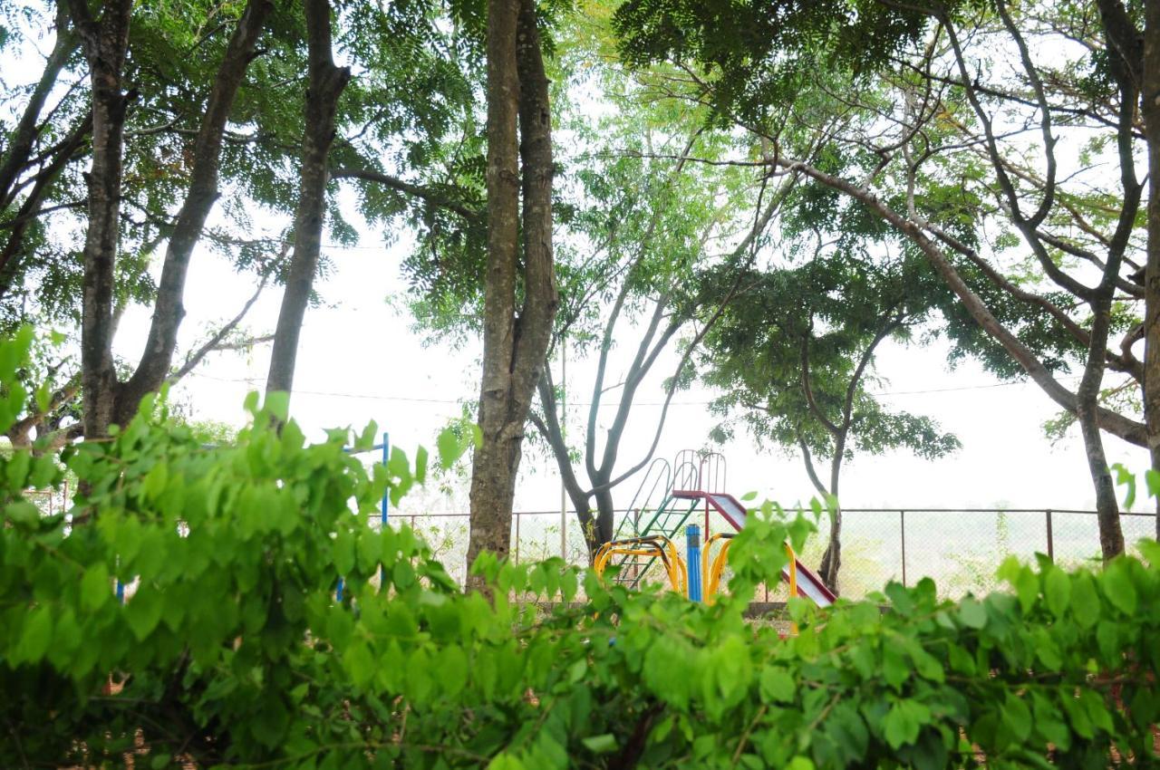 Kstdc Hotel Mayura Nisarga Pearl Valley Anekal ภายนอก รูปภาพ
